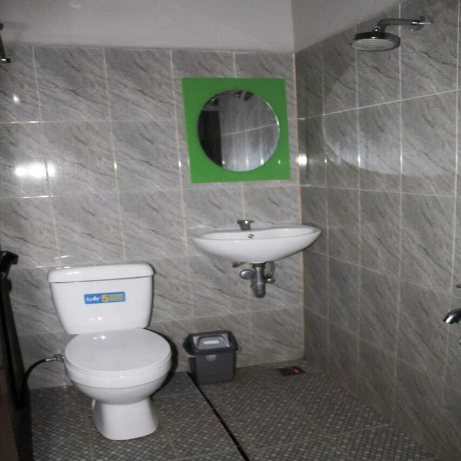 Oyo Flagship 2799 Berastagi Backpacker Rooms Exterior foto